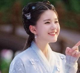 女主低调吃瓜娱乐圈小说,低调瓜田里的娱乐圈风云